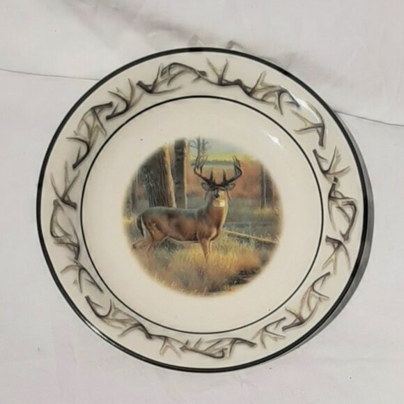 Bass Pro Shops OLD MOSSY HORNS Salad Plate 7 1/2", 8347349, Deer, EUC - Picture 1 of 7